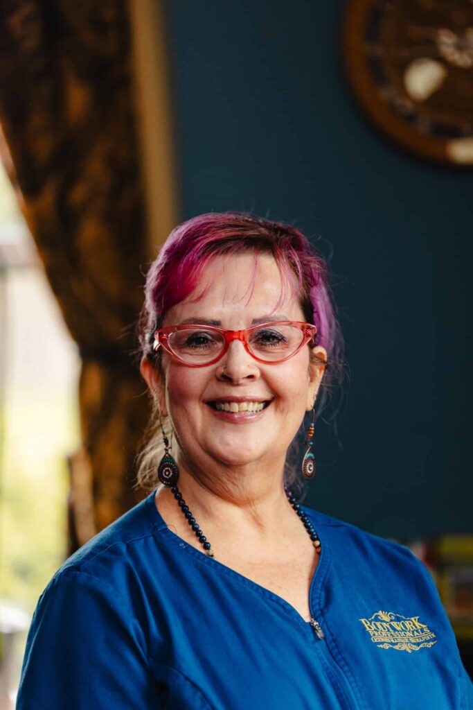 Kim Grace Hosler, LMT